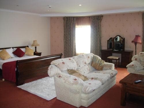 Broadhaven Bay Hotel