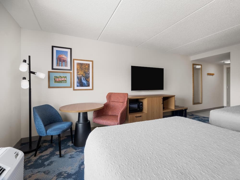 Hampton Inn Warrenton
