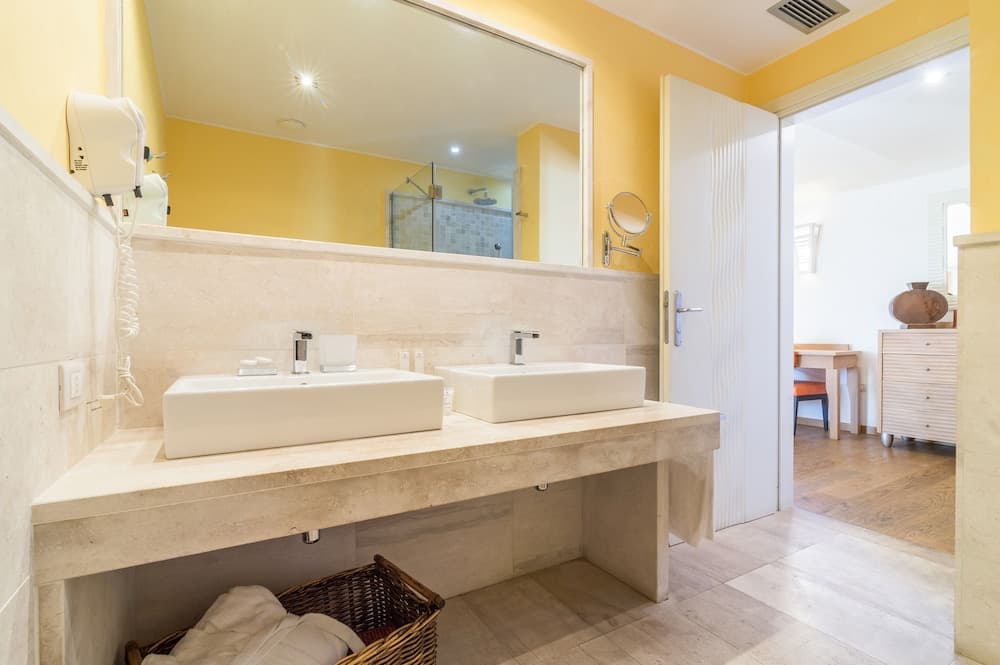 Nichotel