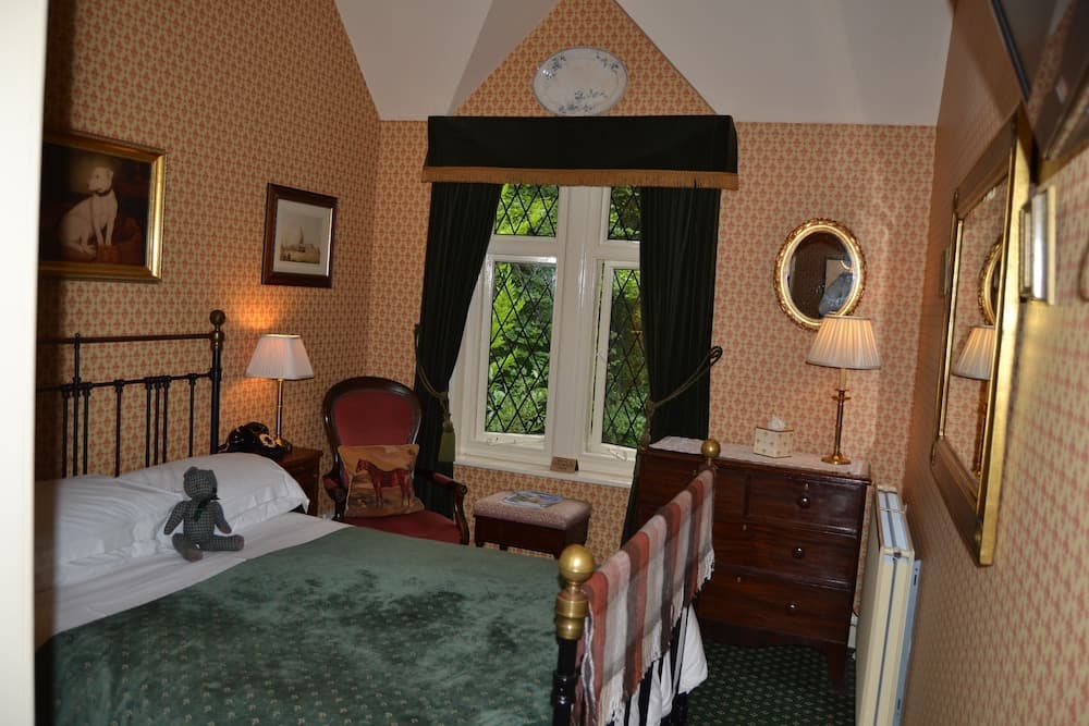 Rylstone Manor Hotel
