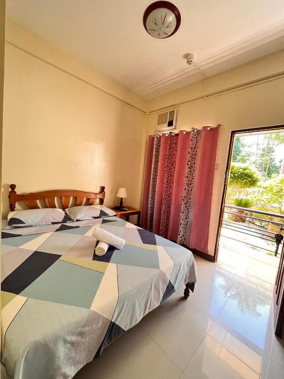 DIAKOPES INN
