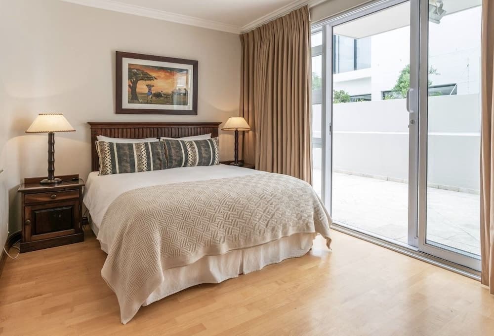 Bantry Beach Luxury Suites