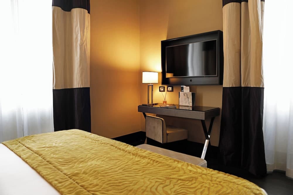 Rome Life Hotel