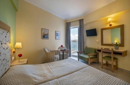 Dolfin Hotel