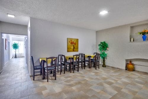 Halaris Rooms