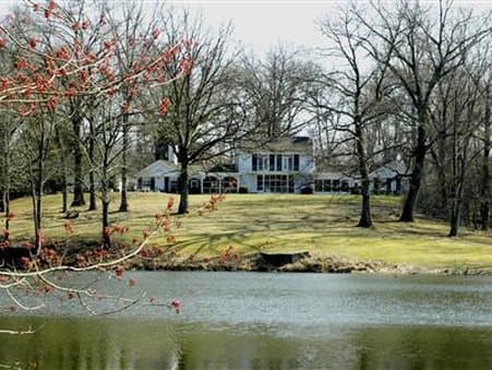 Ruby Lodge at Spring Lake Woods