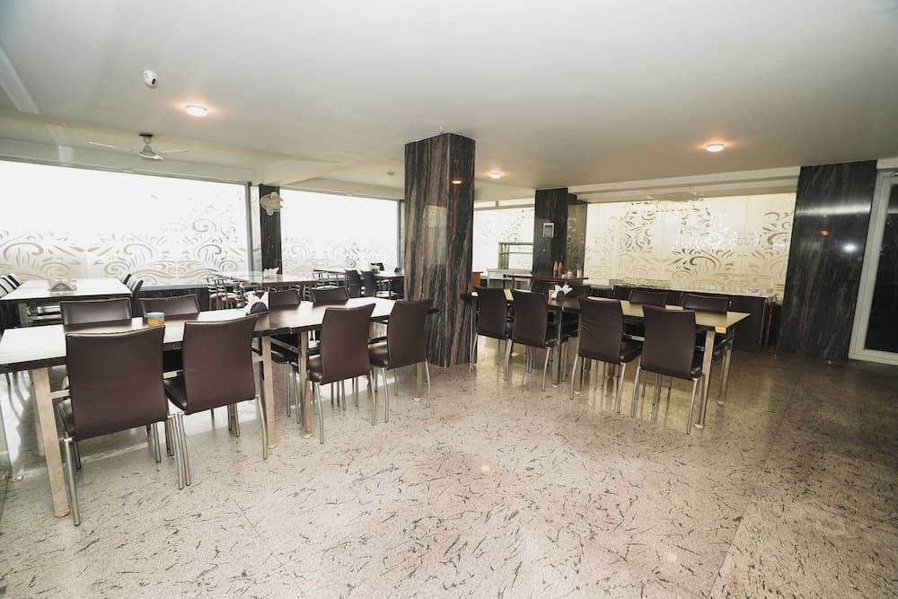 Interglobe Oasis Golf Course Road Gurgaon