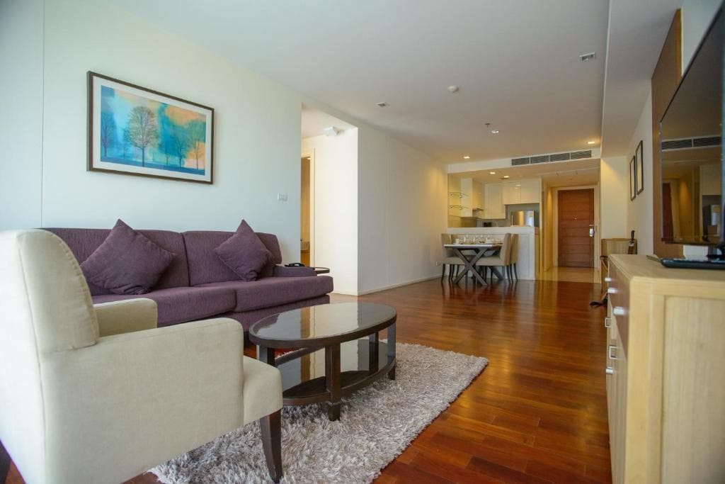 GM Serviced Apartment (SHA Certified)
