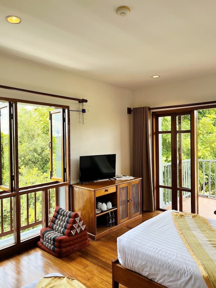 Riverhouse Resort