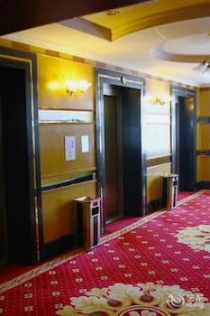 Hoi Tak Hotel