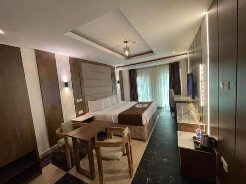Presken Hotel at International Airport Road