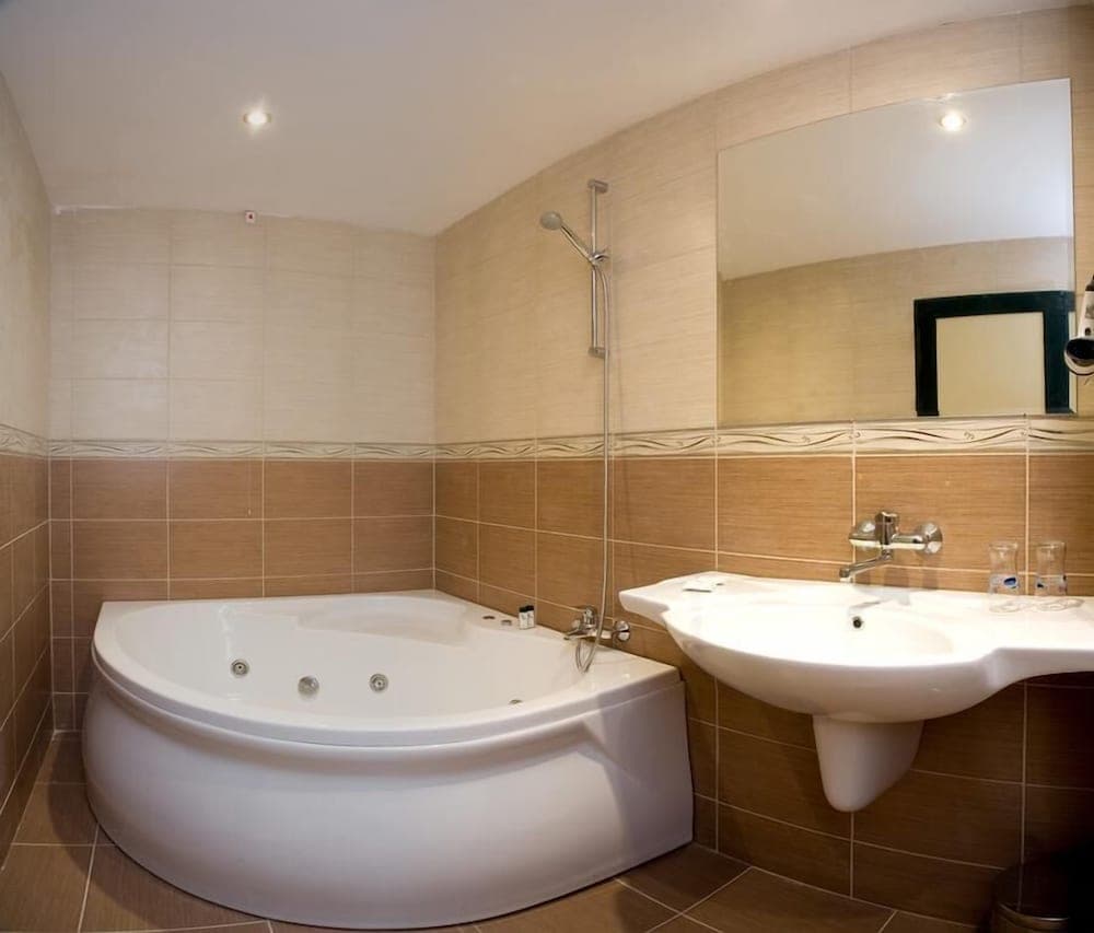 Saint Elena Hotel