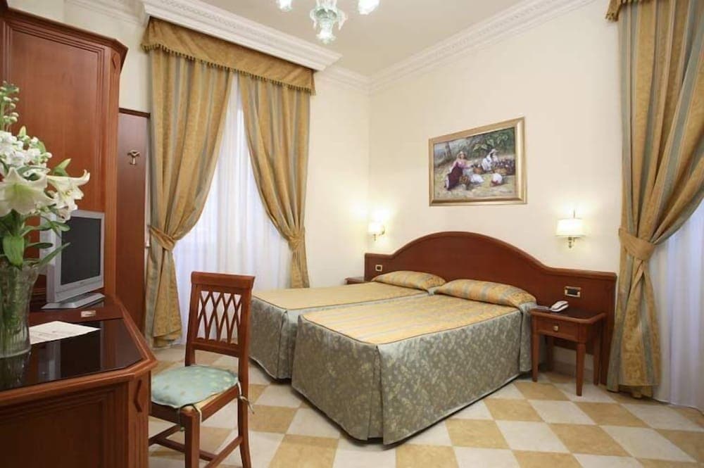 Hotel Contilia