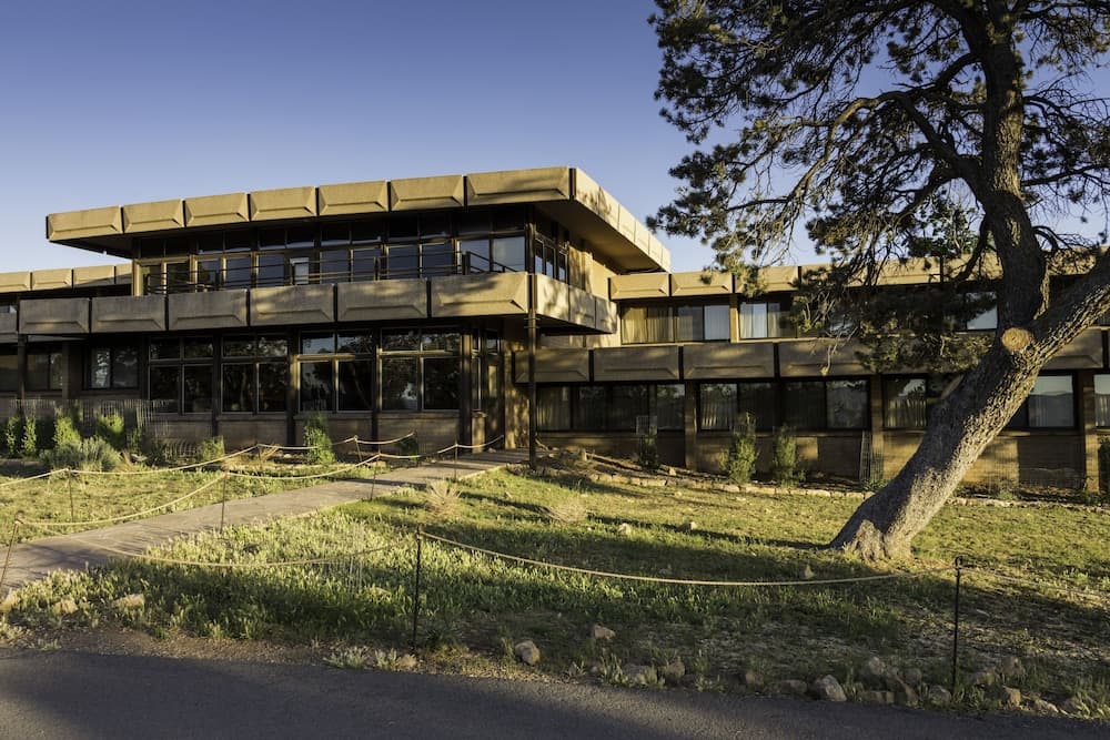 Kachina Lodge