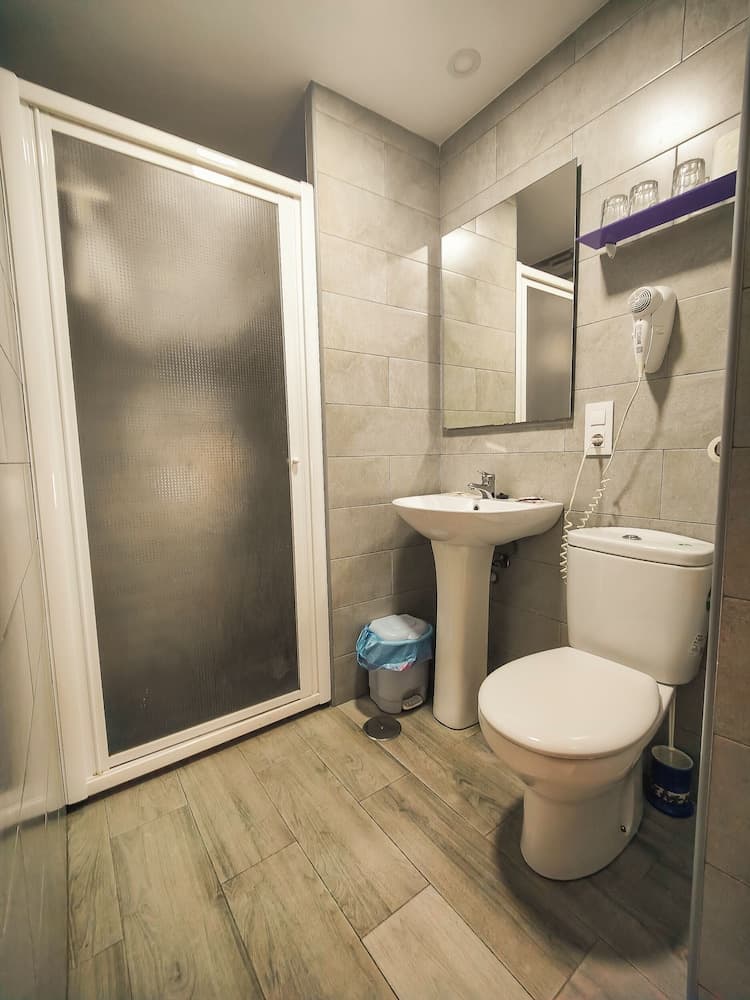 Hostal París