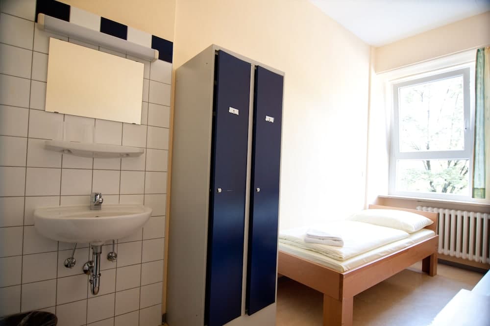 Haus International Hostel