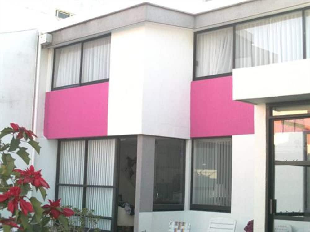 Bed and Breakfast Puebla La Paz