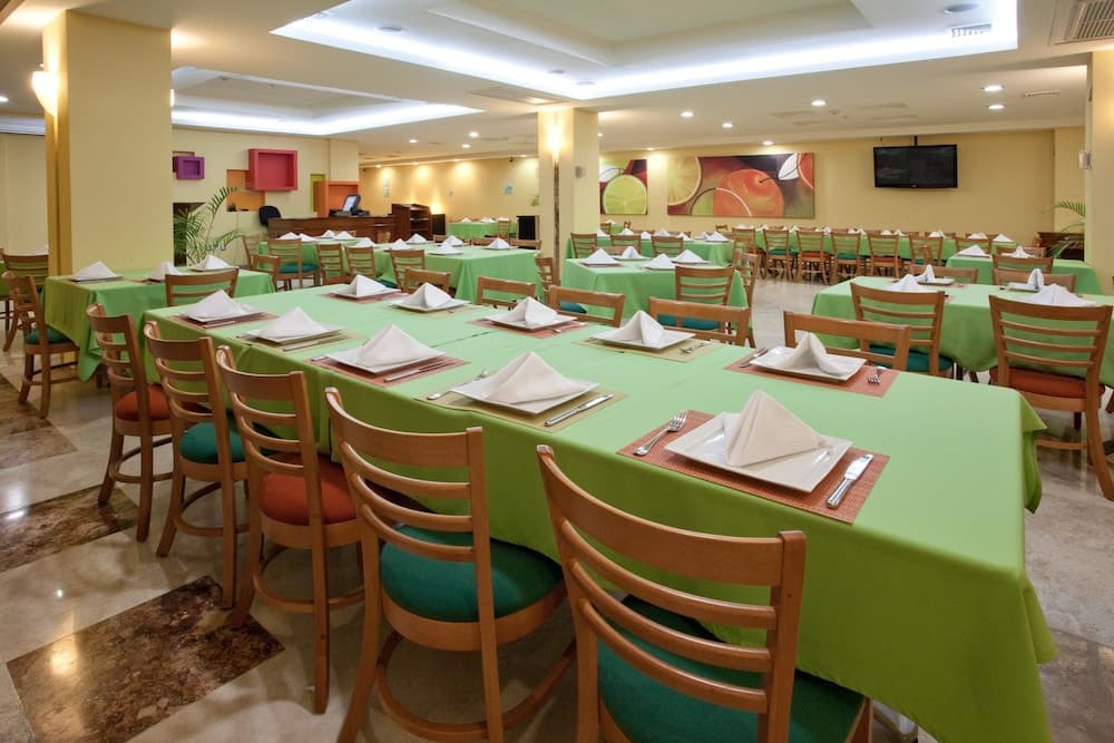 Hipico Inn