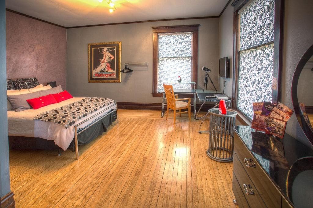 Lauerman House Inn Bed & Breakfast