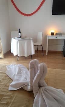 Guest House 64