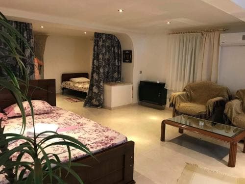 Tomas hotel