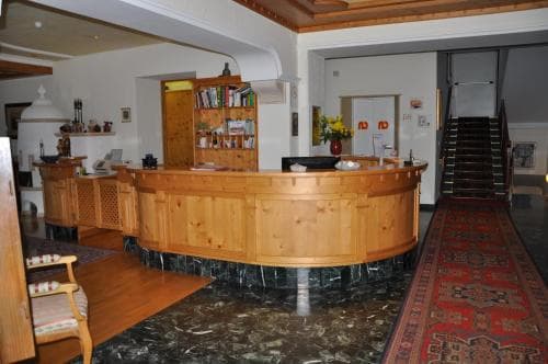 Hotel Dolomiten