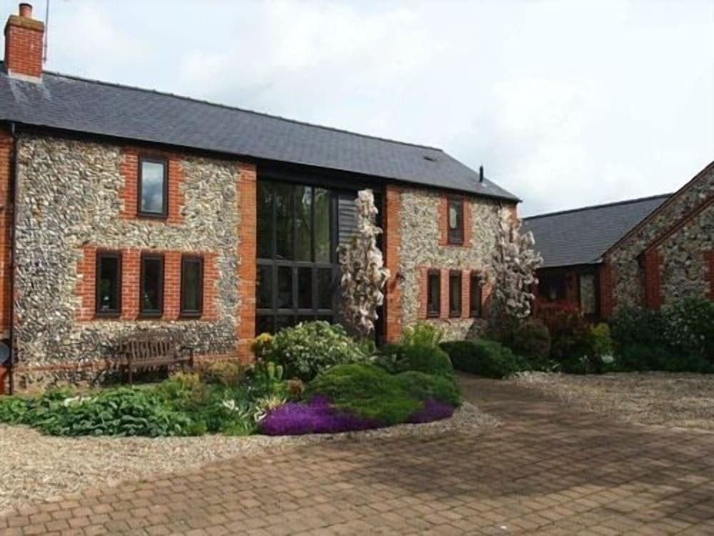 Bloodstock Barn