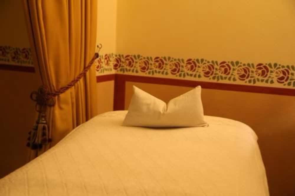 Alpen Suite Hotel