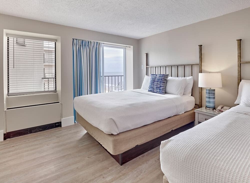 Henlopen Oceanfront Hotel