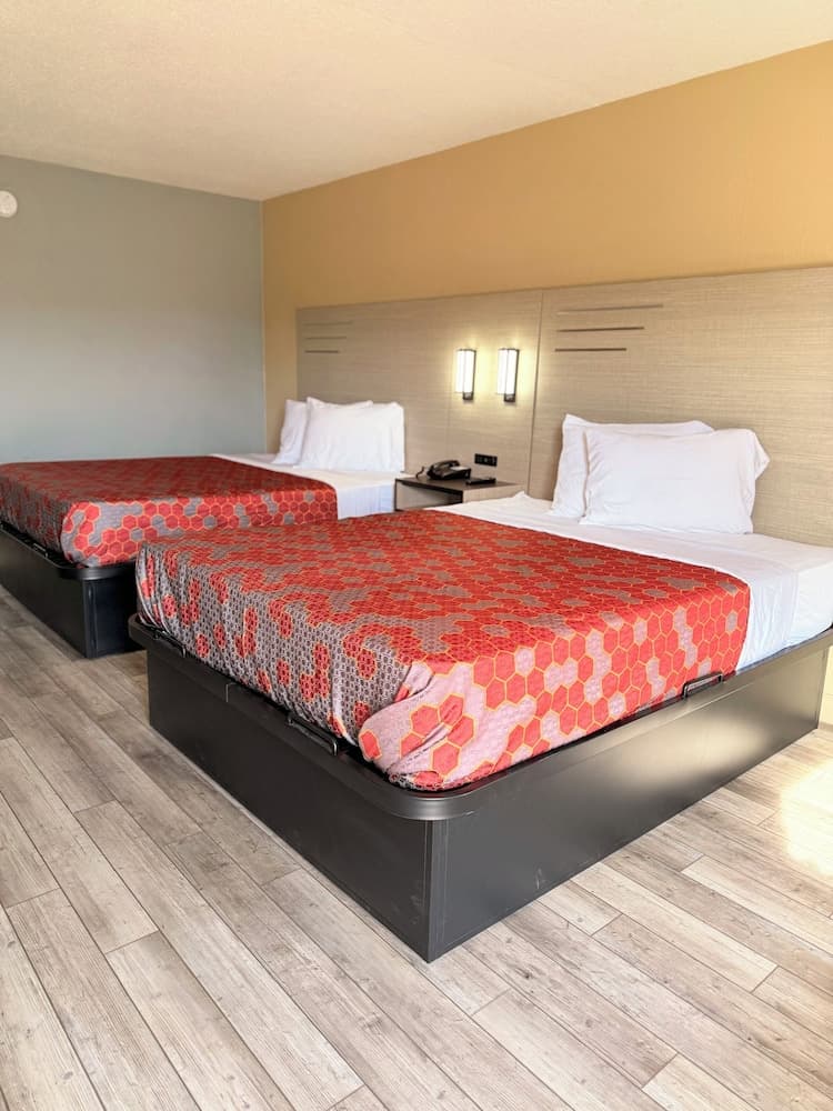 Milan Inn & Suites