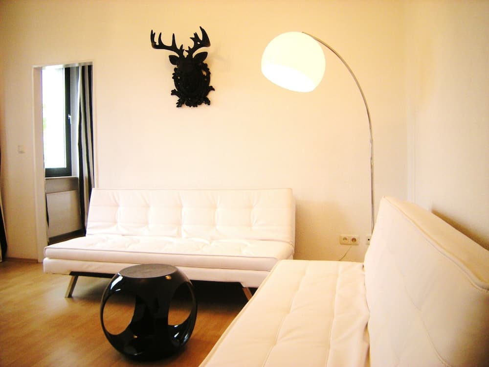 A Partment Basic