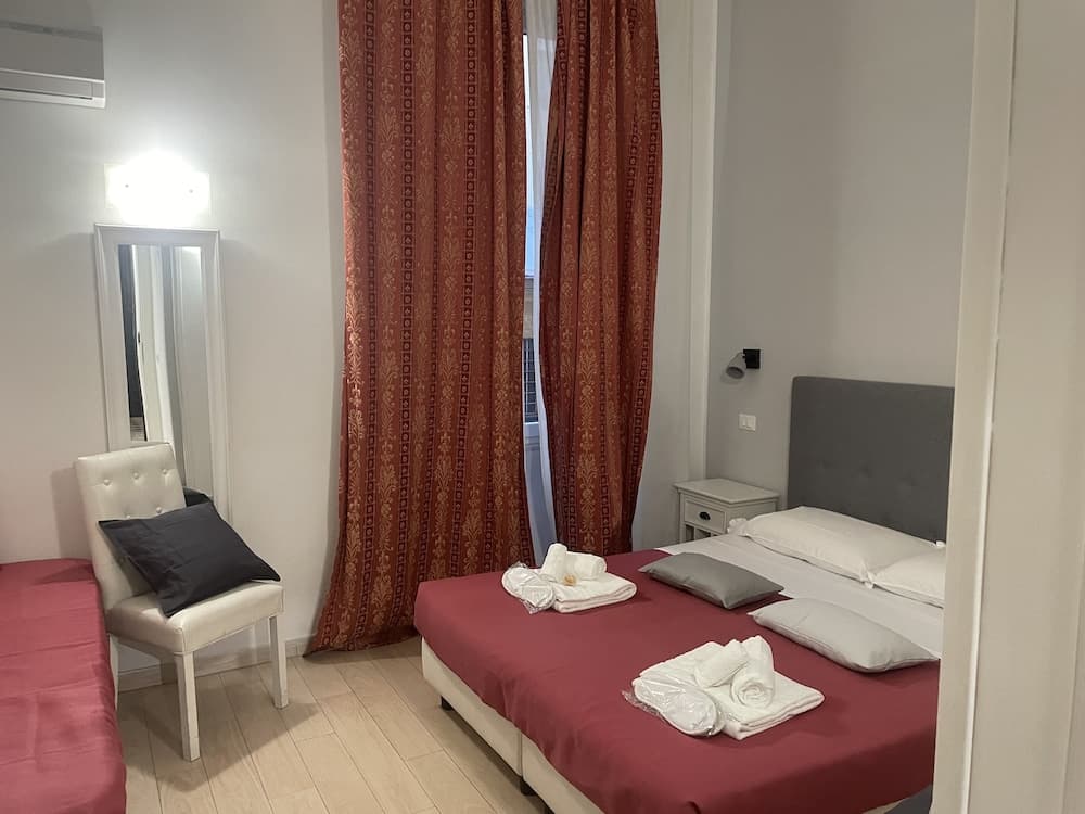 Rooms In Rome