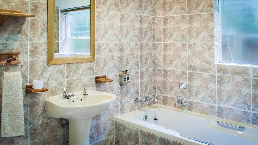 Forest View Guest House & Self Catering