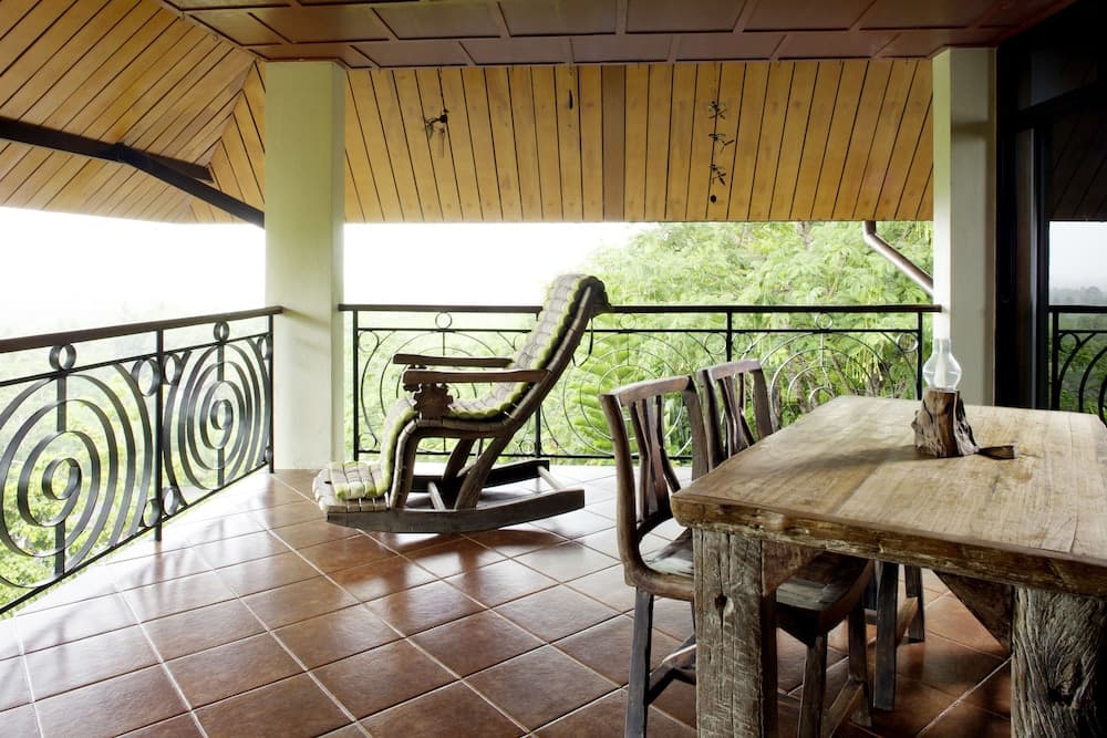 Thara Bayview Villa, SHA Certified