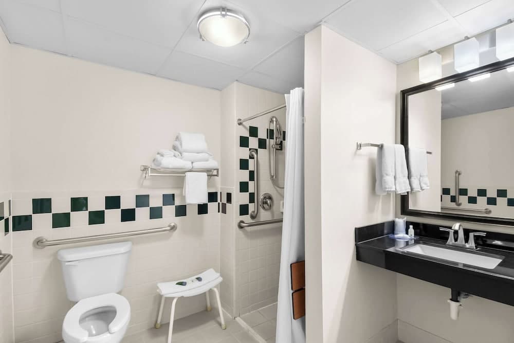 Quality Inn Ladysmith