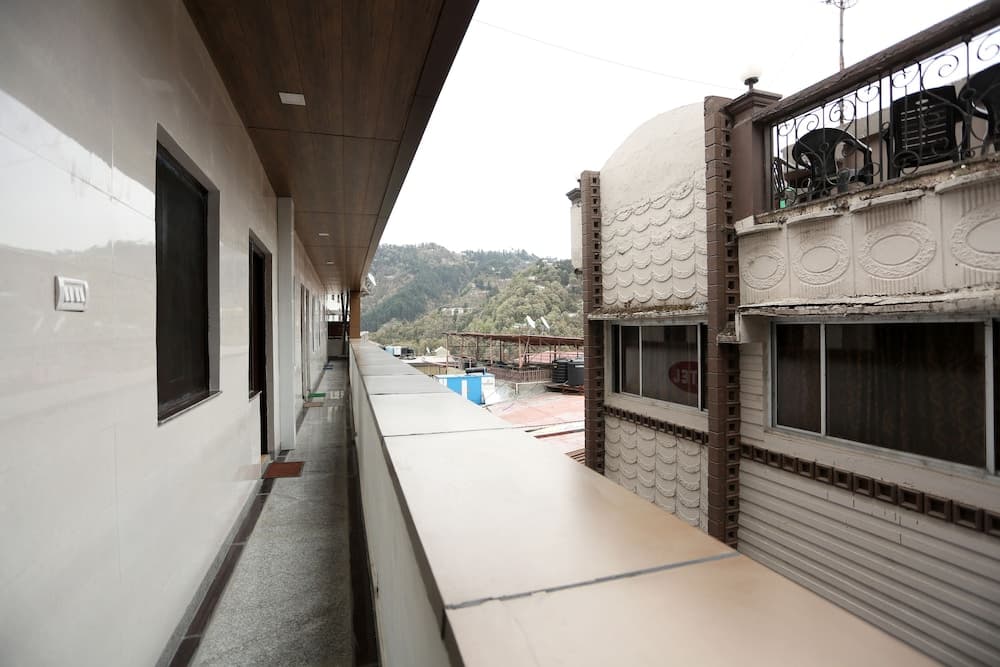 Oyo 8714 Hotel Amar