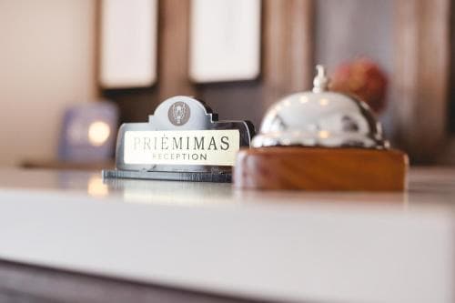 Grejaus Namas