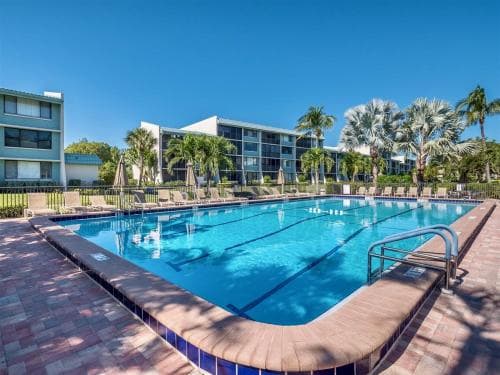 Loggerhead Cay Condominiums