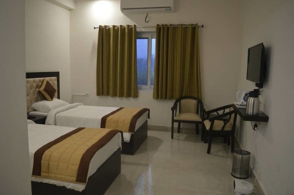 The Lotus Sutra Hotel