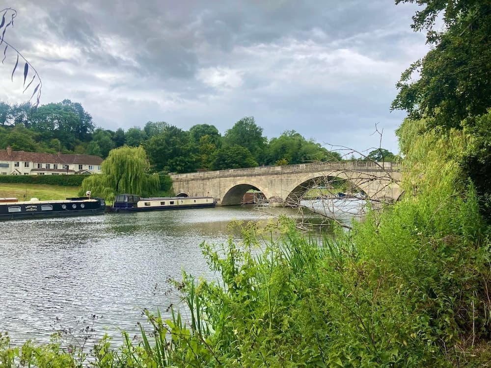 Shillingford Bridge Hotel