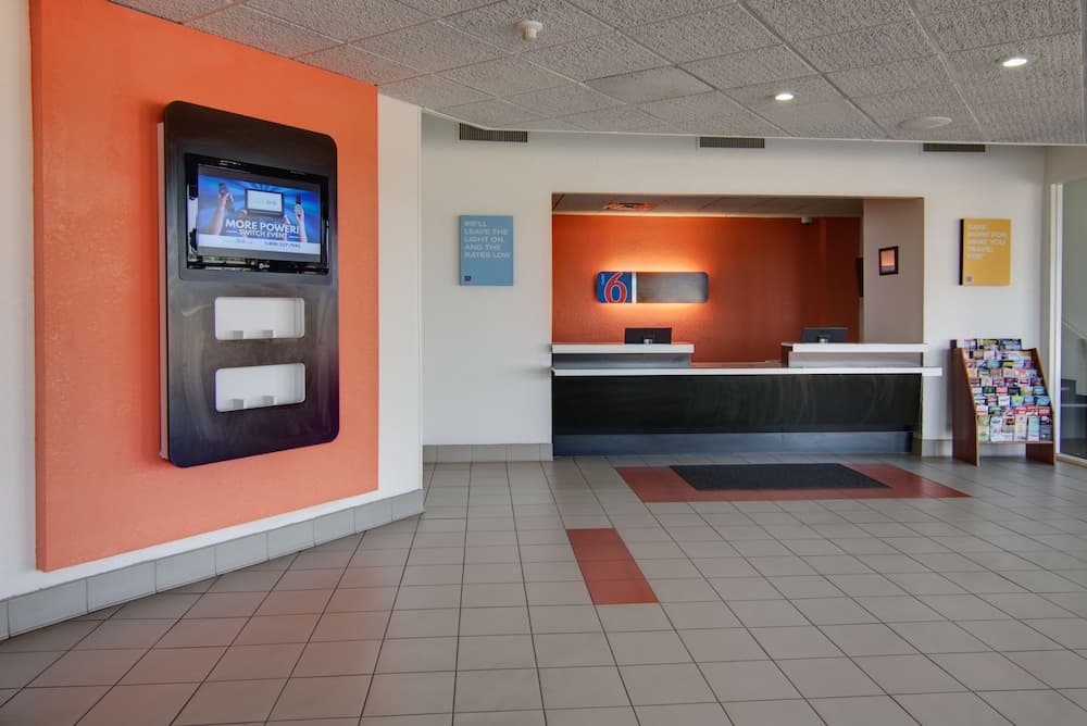 Motel 6 Mount Pleasant TX