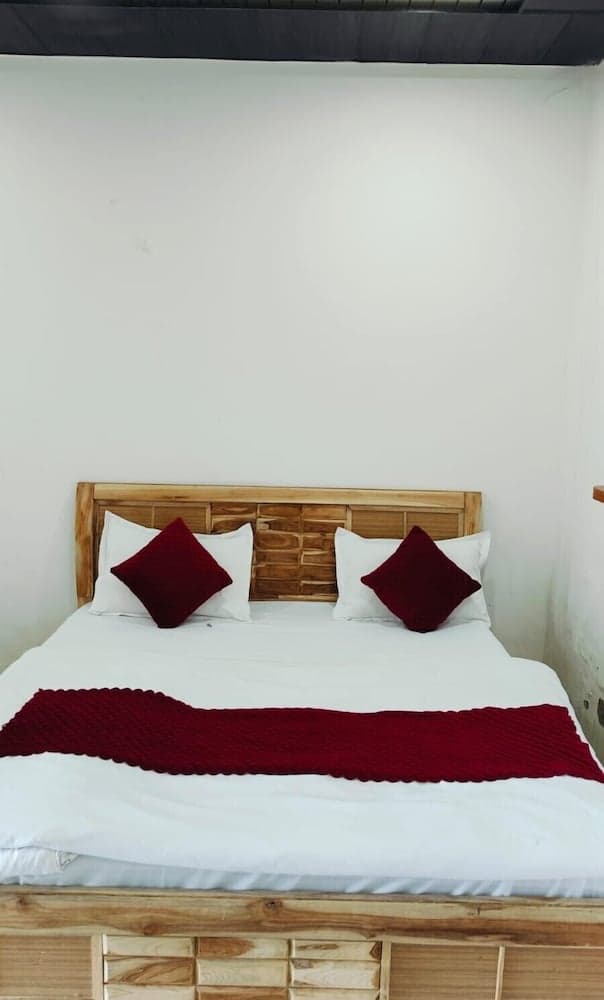 Ram Basant Hotel & Resturant
