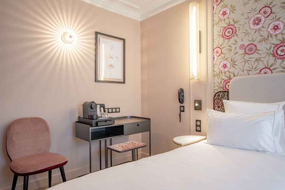ELSA, Hôtel Paris