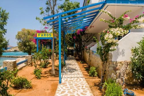 Faros Rooms