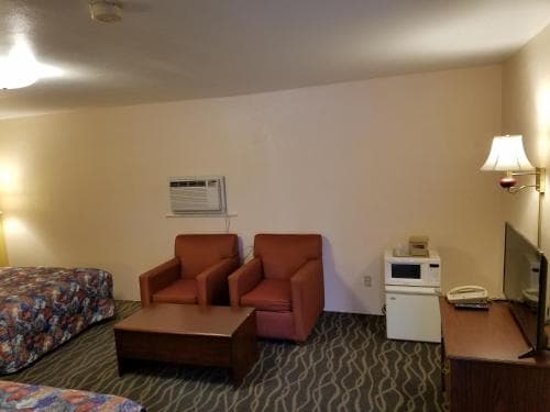 Budget Host Inn