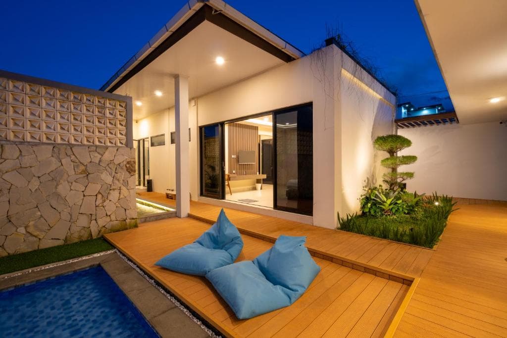 Odetta Villa Puncak - Kolam Renang Private