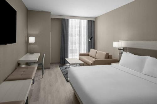 AC Hotel by Marriott St. Louis Clayton