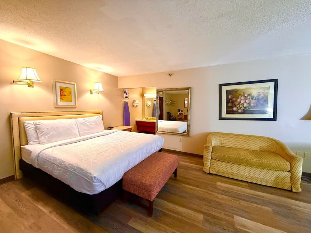 Presque Isle Hotel