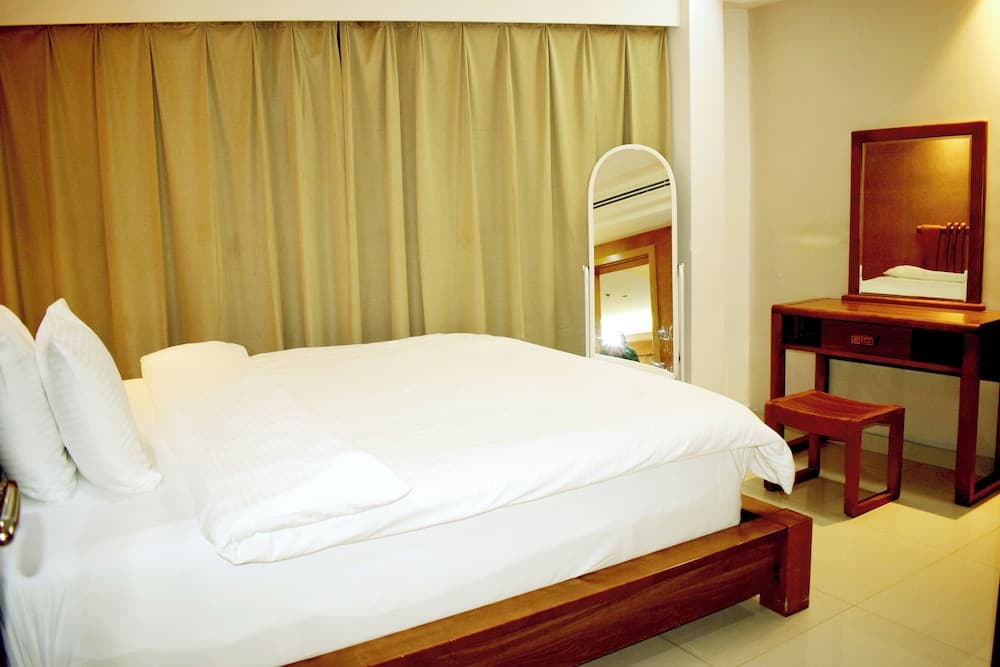 Yara Suites