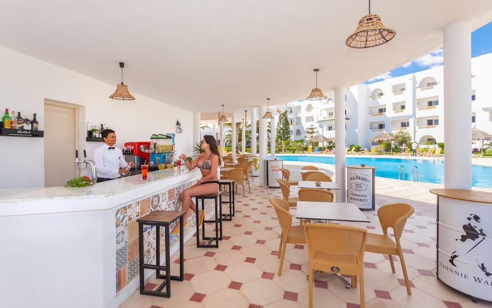 Zodiac Hotel